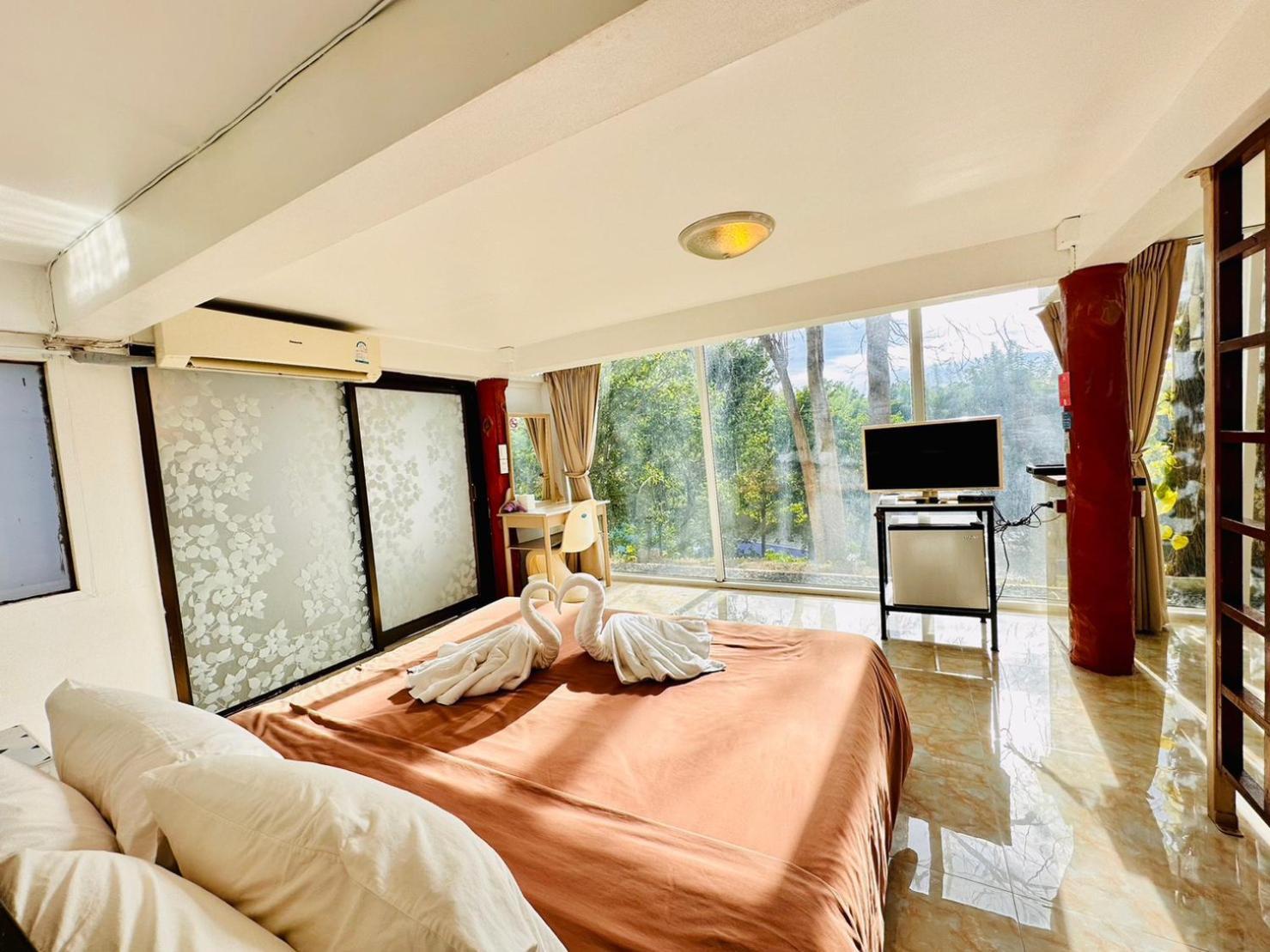 Ban Huai Maenam Noi Yoko River Kwai Resort מראה חיצוני תמונה